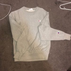 Grey champion crew neck sweatshirt